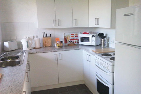 Kenata-Fairway Apartment Hotel - Hervey Bay Accommodation 24