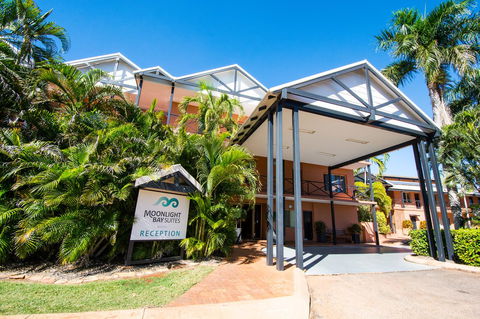 Moonlight Bay Suites - Tourism Hervey Bay 1