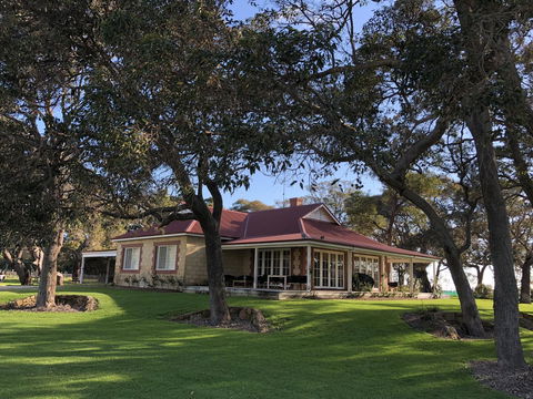 Caves Road Guest Houses - Hervey Bay Accommodation 19