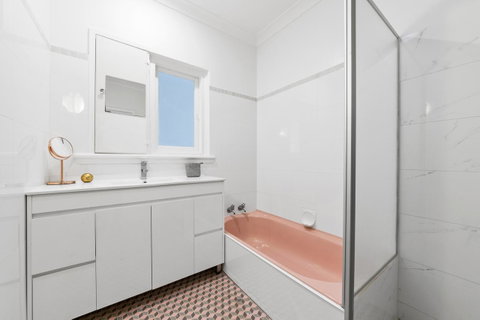Inglewood Comfort - Hervey Bay Accommodation 11