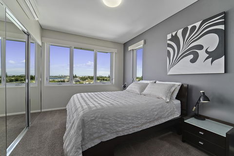 Luxury Suite Bunbury - Hervey Bay Accommodation 10