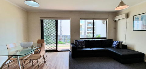 West Beach Lagoon 208 â€“ Great Value! - Hervey Bay Accommodation 4