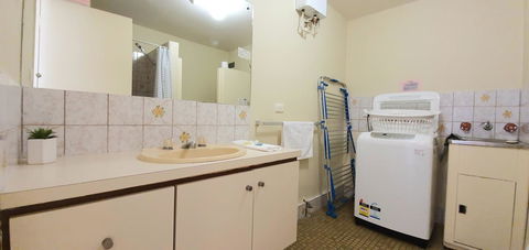 West Beach Lagoon 208 â€“ Great Value! - Hervey Bay Accommodation 8