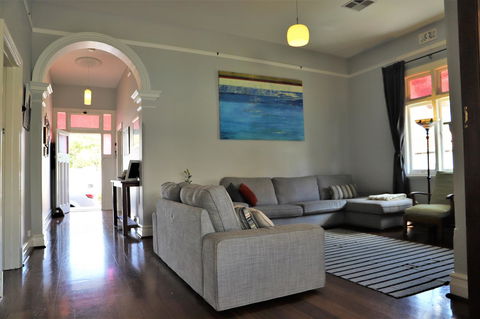 Fremantle Heritage Home For You To Enjoy! - Tourism Hervey Bay 21