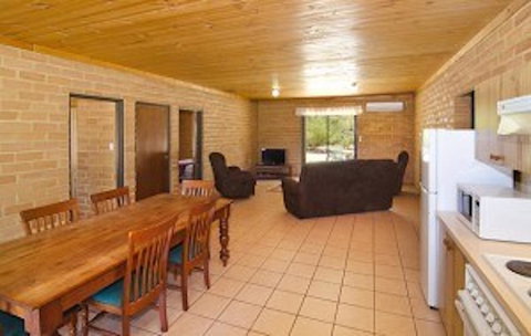 Turner Brook Chalet - Hervey Bay Accommodation 7