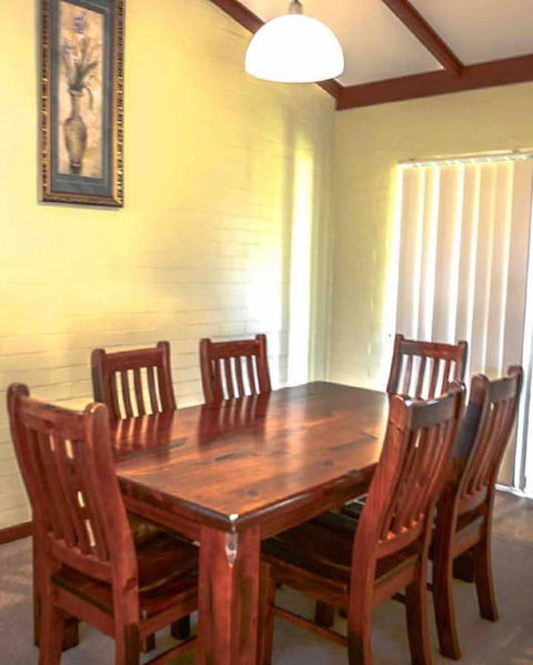 Geraldton Holliday Villas - Hervey Bay Accommodation 12