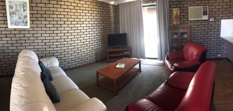 Geraldton Holliday Villas - Hervey Bay Accommodation 16