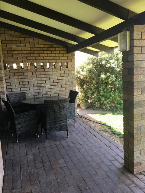 Geraldton Holliday Villas - Hervey Bay Accommodation 36