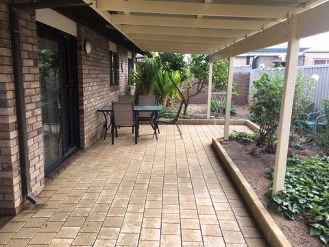 Geraldton Holliday Villas - Hervey Bay Accommodation 37