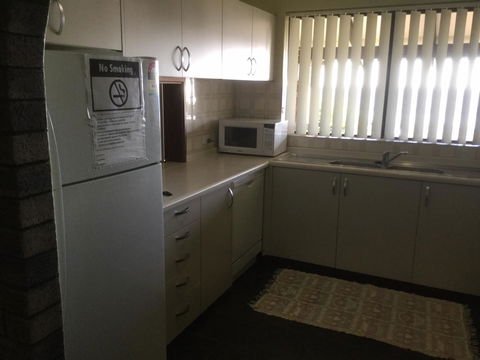 Geraldton Holliday Villas - Hervey Bay Accommodation 32