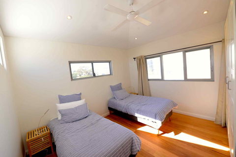 Sunny Blinco Street House - Hervey Bay Accommodation 10