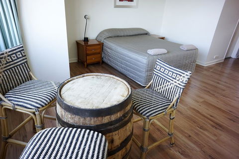 Studio 208 With Ocean Views - Hervey Bay Accommodation 2