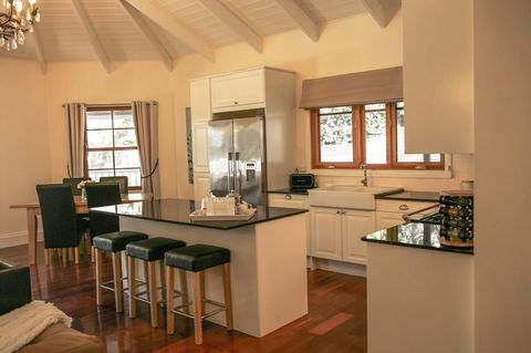 Quiet Escapes Cottages - Hervey Bay Accommodation 25