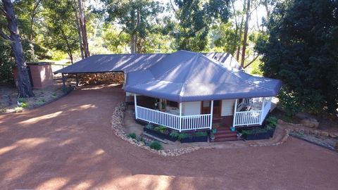 Quiet Escapes Cottages - Hervey Bay Accommodation 0