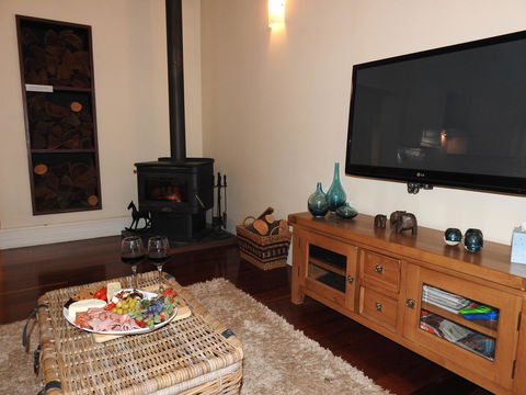 Quiet Escapes Cottages - Hervey Bay Accommodation 10