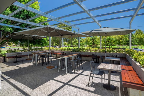 Hotel Clipper - Tourism Hervey Bay 1