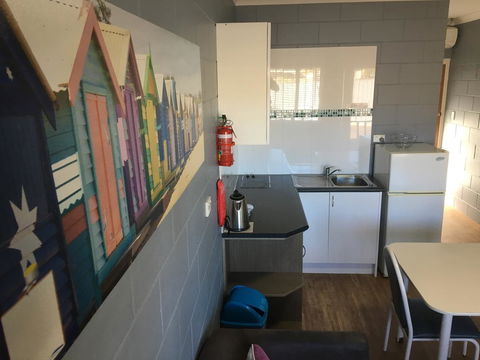 Esperance Central Accommodation - Hervey Bay Accommodation 24