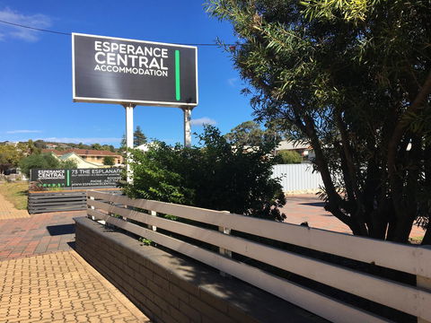 Esperance Central Accommodation - Hervey Bay Accommodation 29