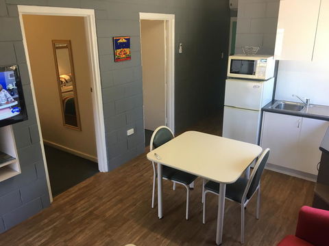 Esperance Central Accommodation - Hervey Bay Accommodation 40