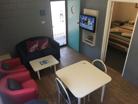 Esperance Central Accommodation - Hervey Bay Accommodation 35