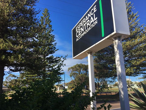 Esperance Central Accommodation - Hervey Bay Accommodation 28