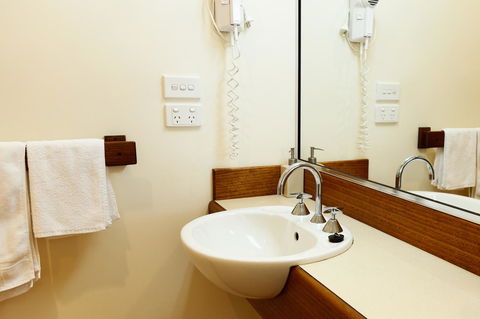 Karri Aura - Tourism Hervey Bay 2