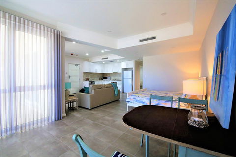 Studio Style Mindarie Marina - Hervey Bay Accommodation 5