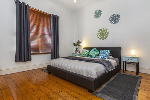 The Hub Fremantle - Hervey Bay Accommodation 4