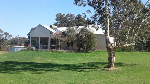 Abbivale Farm Cottage - Tourism Hervey Bay 2