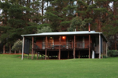Hawke Brook Chalets - Hervey Bay Accommodation 13
