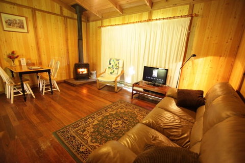 Hawke Brook Chalets - Hervey Bay Accommodation 4