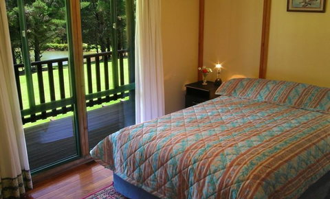 Hawke Brook Chalets - Hervey Bay Accommodation 3