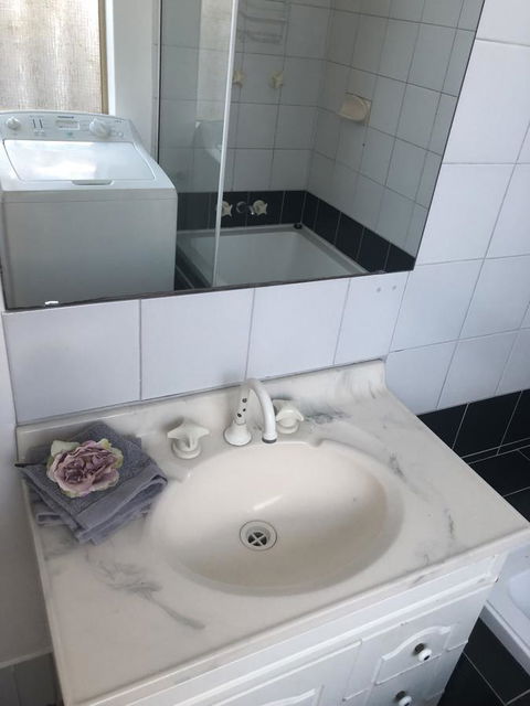 Dampier House Mullaloo-Perth - Hervey Bay Accommodation 4