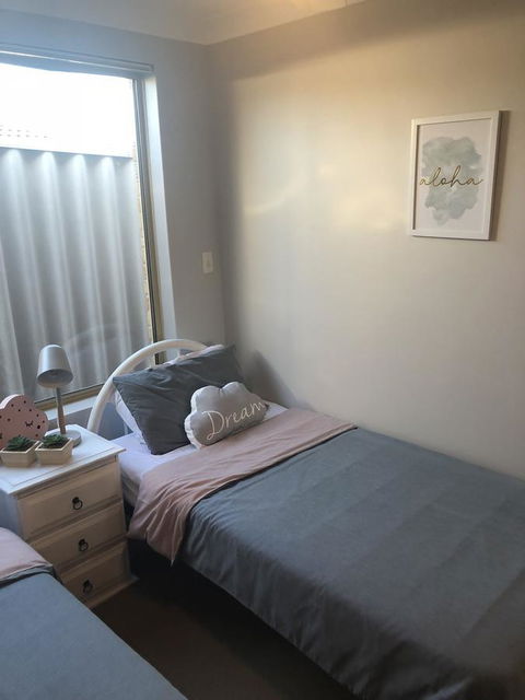 Dampier House Mullaloo-Perth - Hervey Bay Accommodation 16