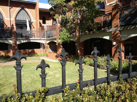 Cloisters - Hervey Bay Accommodation 20