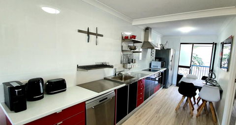 West Beach Lagoon 211 â€“ Great Views - Hervey Bay Accommodation 3