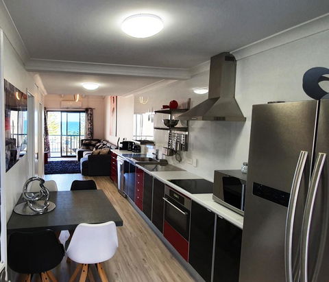 West Beach Lagoon 211 â€“ Great Views - Hervey Bay Accommodation 2