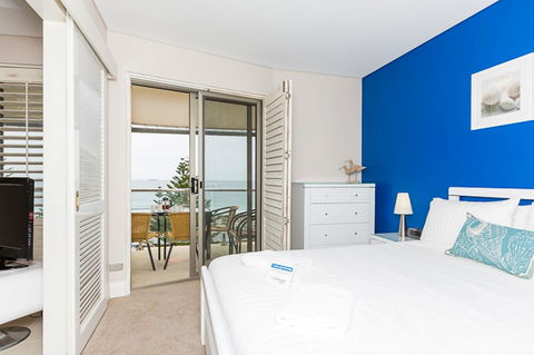 The White Pearl Penthouse - Hervey Bay Accommodation 9