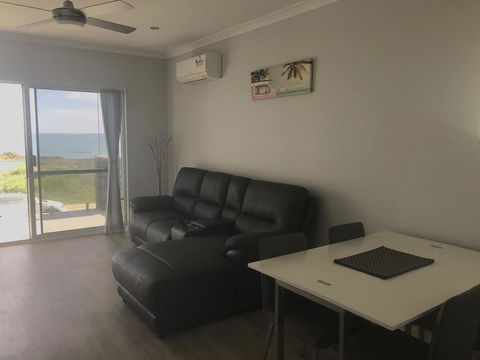 Beach House At SeaScapes.. - Hervey Bay Accommodation 19