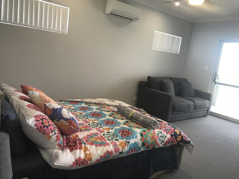 Beach House At SeaScapes.. - Hervey Bay Accommodation 10