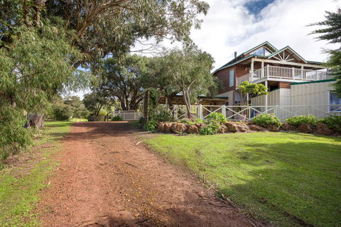 Surfside Ocean Beach Denmark Holiday Accommodation - Tourism Hervey Bay 24