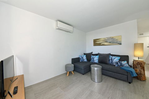 Cottesloe Apartment Close To Beach - Tourism Hervey Bay 16