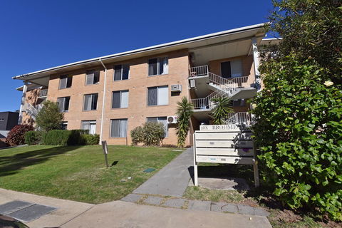 Cottesloe Apartment Close To Beach - Tourism Hervey Bay 30