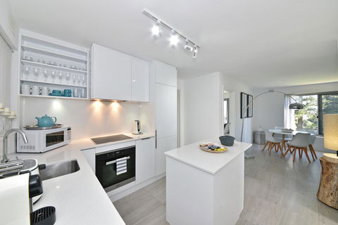 Cottesloe Apartment Close To Beach - Tourism Hervey Bay 8