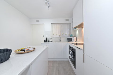 Cottesloe Apartment Close To Beach - Tourism Hervey Bay 3