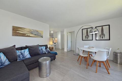 Cottesloe Apartment Close To Beach - Tourism Hervey Bay 6