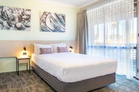 Book Wanneroo Accommodation Vacations Hervey Bay Accommodation Hervey Bay Accommodation