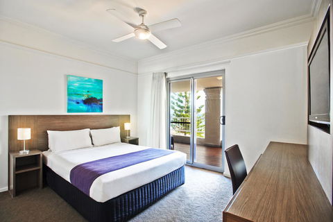 Cottesloe Beach Hotel - Tourism Hervey Bay 4