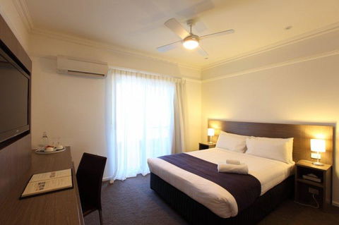 Cottesloe Beach Hotel - Tourism Hervey Bay 9