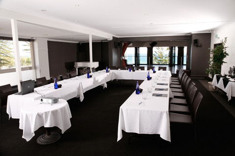Cottesloe Beach Hotel - Tourism Hervey Bay 19